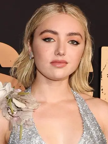 Before photo of Peyton List